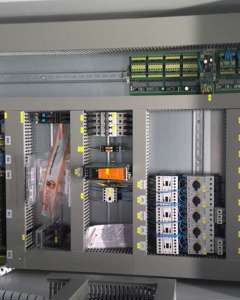 CONTROL CABINET LOAD UNIT MC700 DIO32